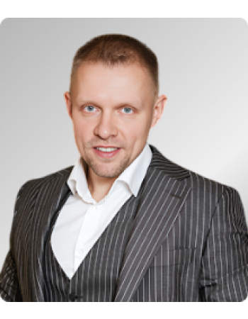 Михаил Алистер